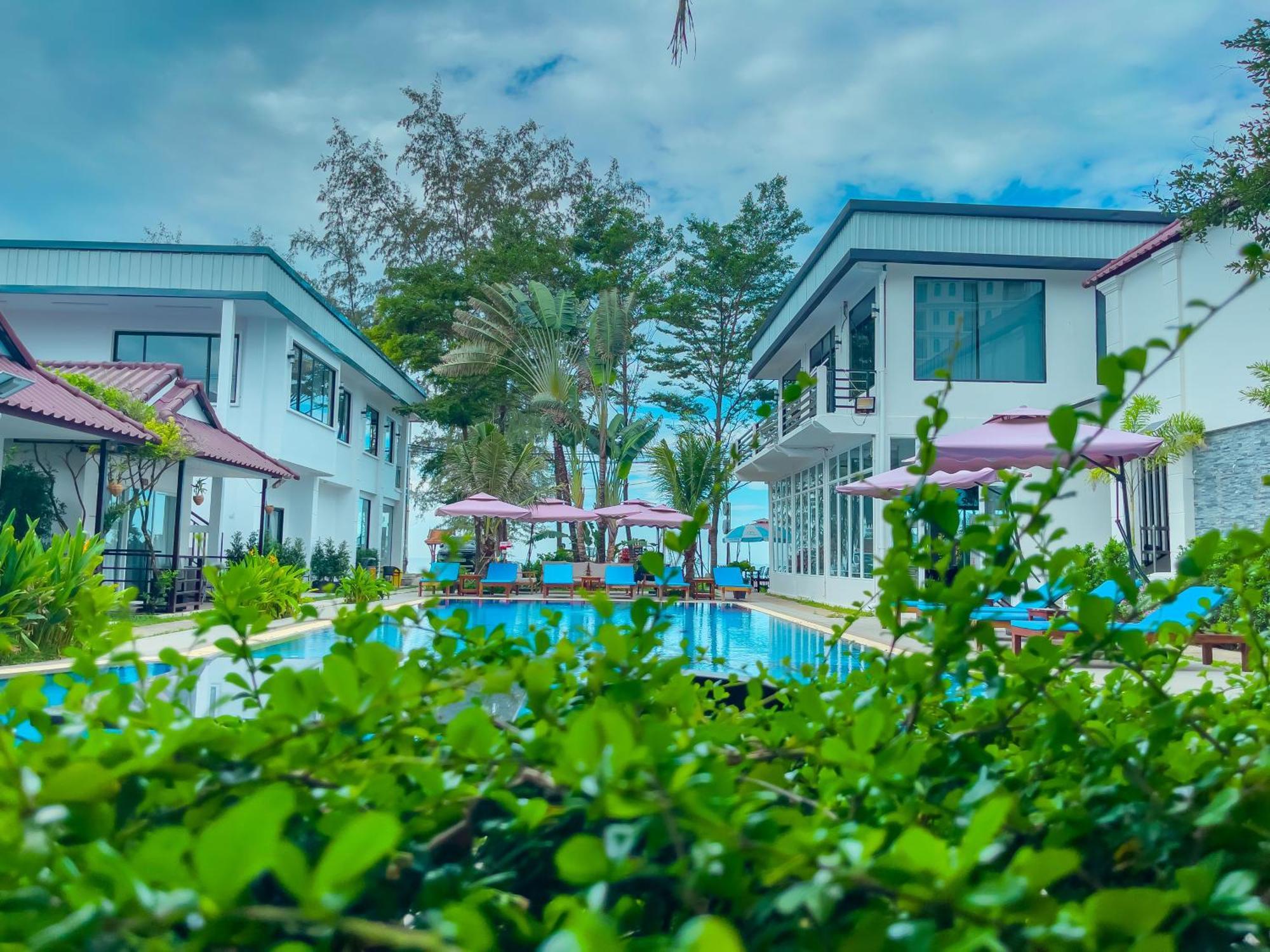 Sea Breeze 4* Sihanoukville