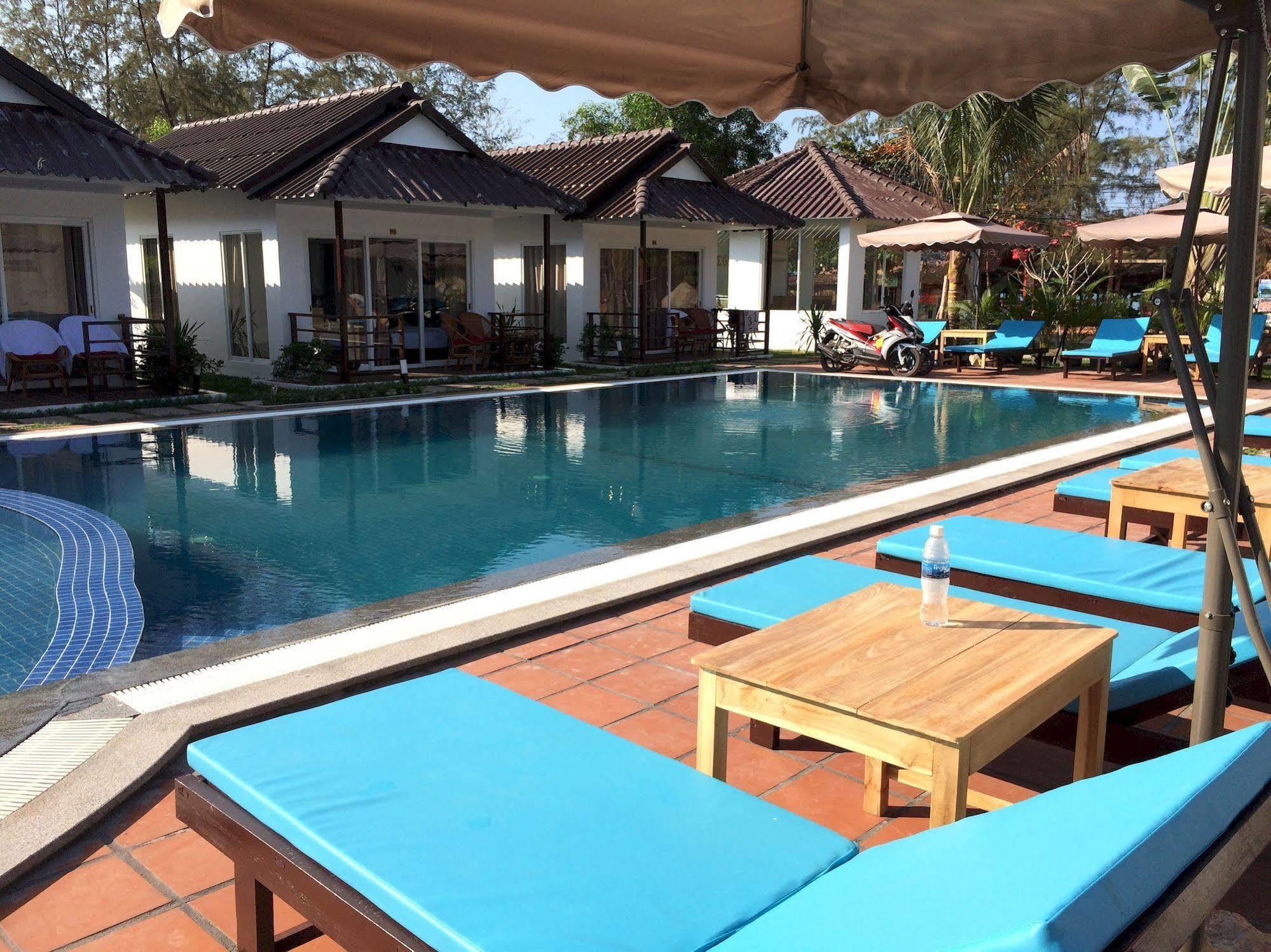 Resort Sea Breeze 4*
